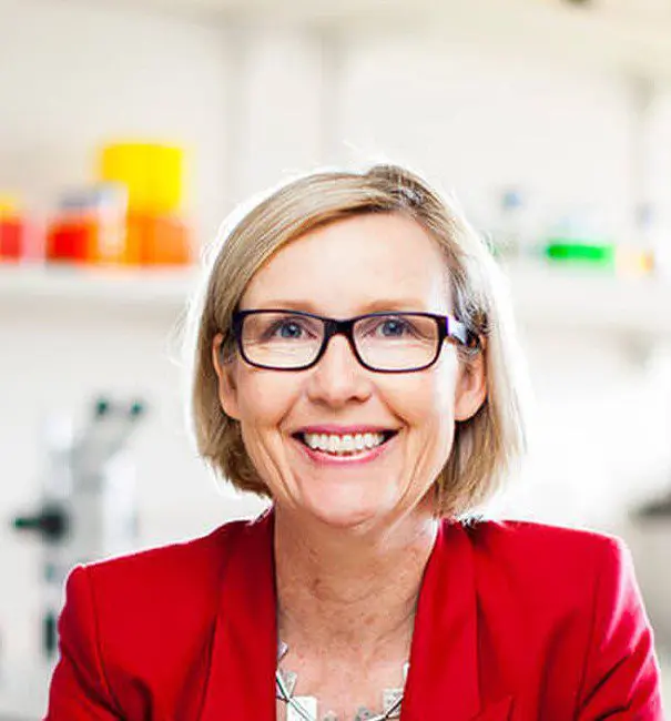 Professor Sarah Robertson