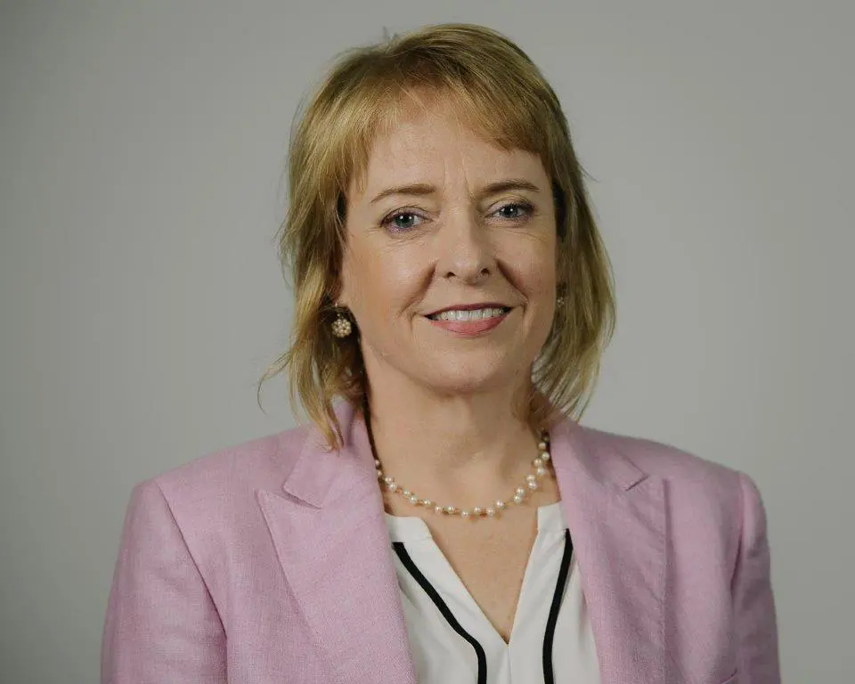 Professor Sandy Middleton