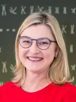 Professor Anna Nowak